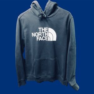 The North Face men’s half dome hoodie sweatshirt. Size L
